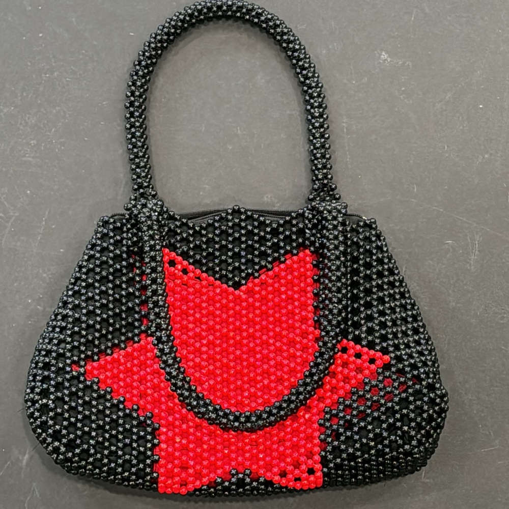 L&B Beaded Star Handbag - Picture 15 of 15